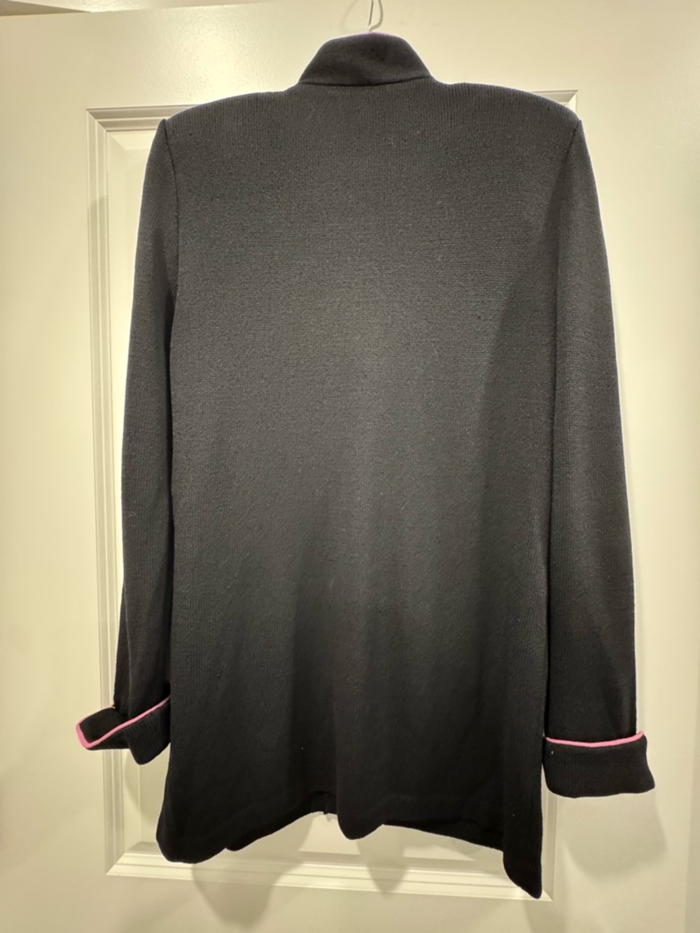 St. John Black Jacket with Pink Trim and Pink Sleeveless Top. 2 pieces. - Picture 5 of 14